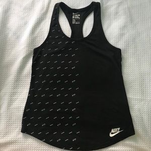 black nike workout tank